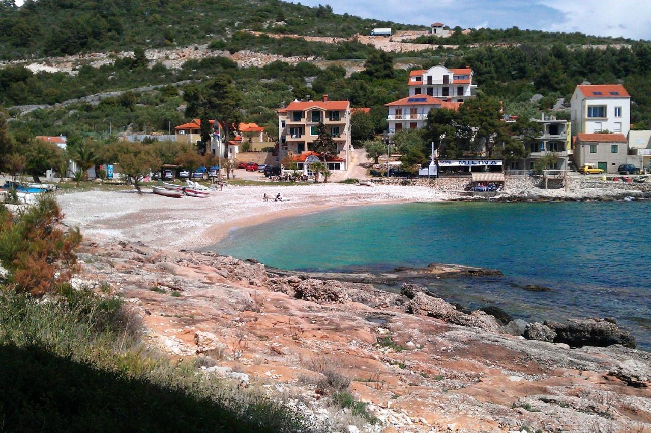 Apartments By The Sea Milna, Hvar - 12244 Exterior photo